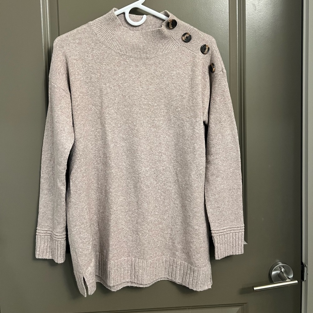 Loft Outlet brown sweater. Small Petite